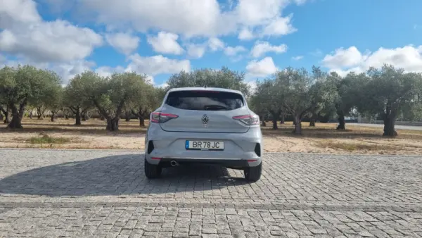 Renault Clio 1.0 TCe Techno Bi-Fuel 5