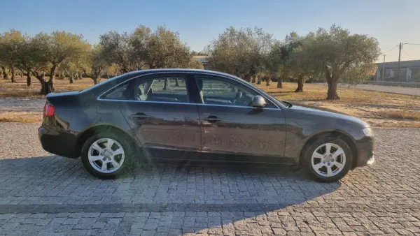 Audi A4 2.0 TDI 3