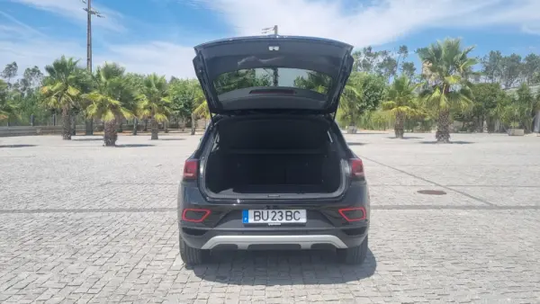 Volkswagen T-Roc 1.0 TSI Urban 25