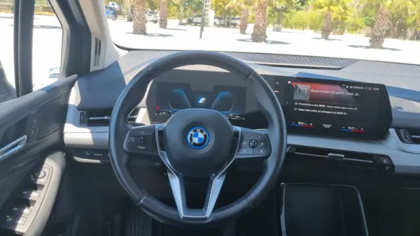 BMW 225xe Active Tourer e xDrive 9