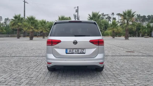 Volkswagen Touran 1.5 TSI Confortline 26
