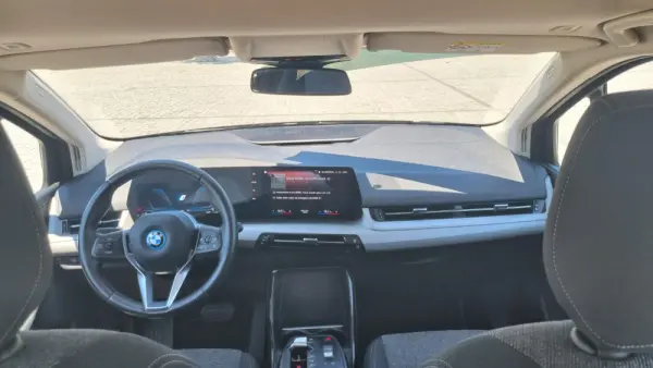 BMW 225xe Active Tourer e xDrive 8