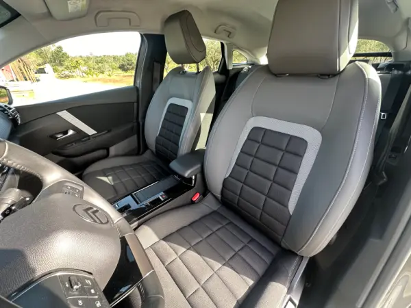 Citroen C4 1.2 Hybrid Plus e-DSC6 12