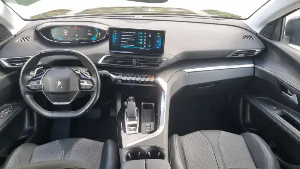 Peugeot 3008 1.6 Hybrid Allure e-EAT8 8