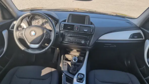 BMW 116 d EfficientDynamics 8