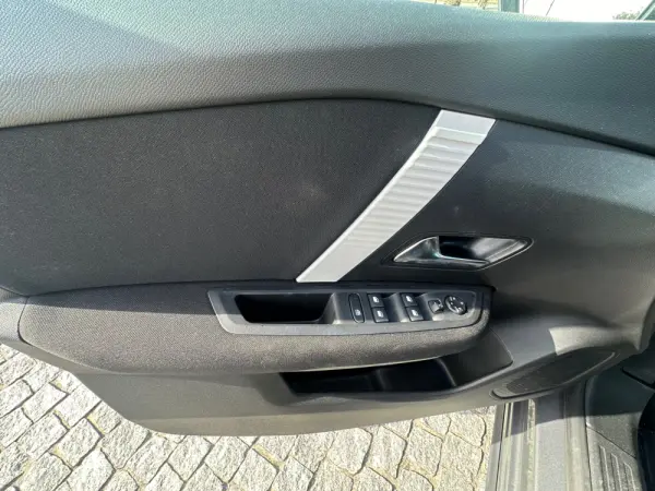 Citroen C4 1.2 Hybrid Plus e-DSC6 26