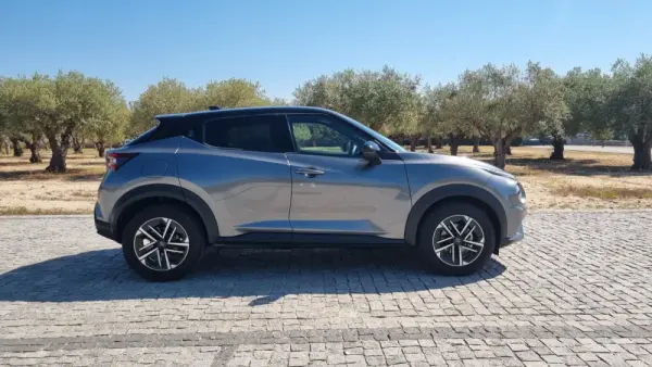 Nissan Juke 1.0 DIG-T N-Connecta DCT 3