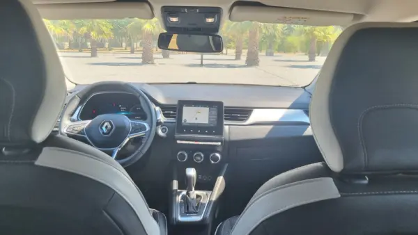 Renault Captur 1.6 E-Tech Plug-In Hybrid Techno 8