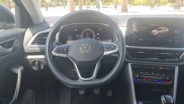 Volkswagen T-Roc 1.0 TSI Urban 9
