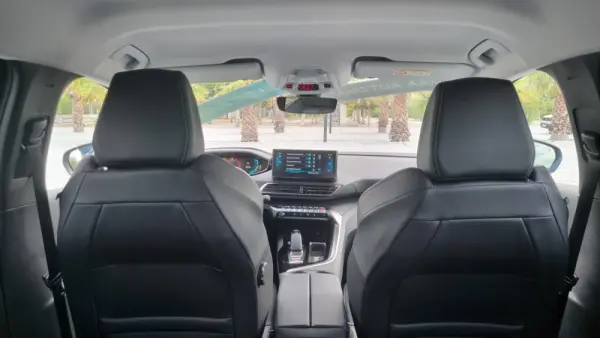 Peugeot 3008 1.6 Hybrid Allure e-EAT8 15
