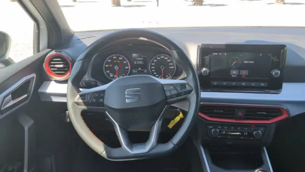SEAT Arona 1.0 TSI FR 10