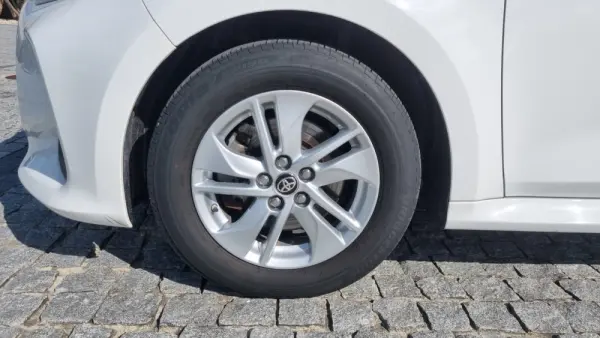 Toyota Yaris 1.5 HDF Comfort 6