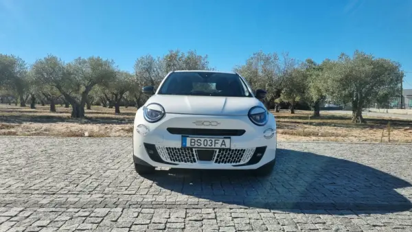 Fiat 600e 54 kWh (RED) 2