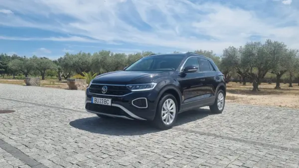 Volkswagen T-Roc 1.0 TSI Urban 1