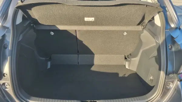 Mazda 2 1.5 L Hybrid VVT-i Centre-Line 19