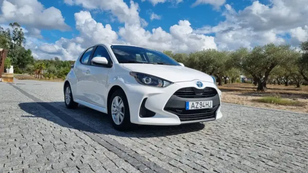 Toyota Yaris 1.5 HDF Comfort 4