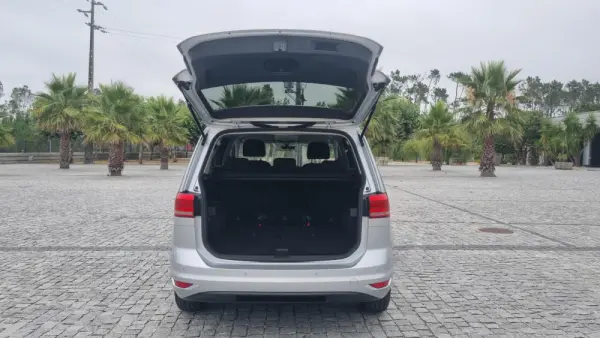 Volkswagen Touran 1.5 TSI Confortline 25