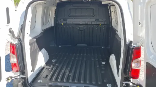 Opel Combo 1.5 CDTi L1H1 Elegance Plus 17