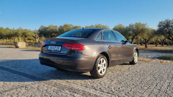 Audi A4 2.0 TDI 5