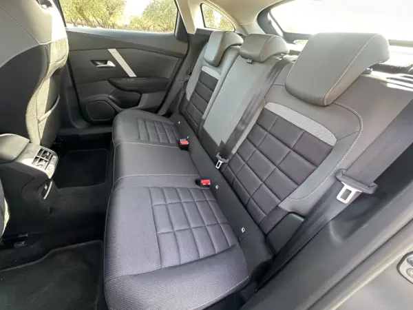 Citroen C4 1.2 Hybrid Plus e-DSC6 23