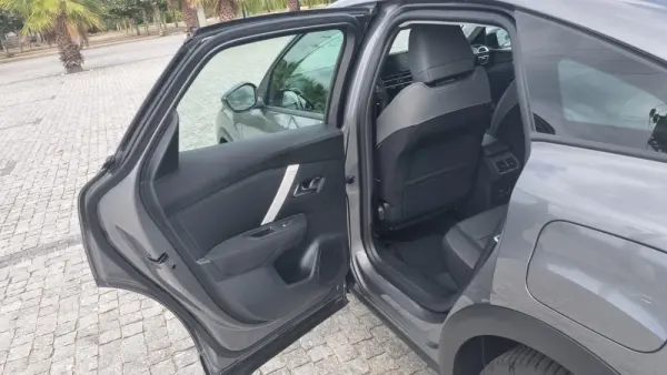 Citroen C4 1.2 Hybrid e-DSC6 Plus 12