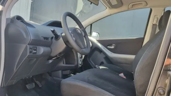 Toyota Yaris 1.4 D-4D Sol High P. MM 16