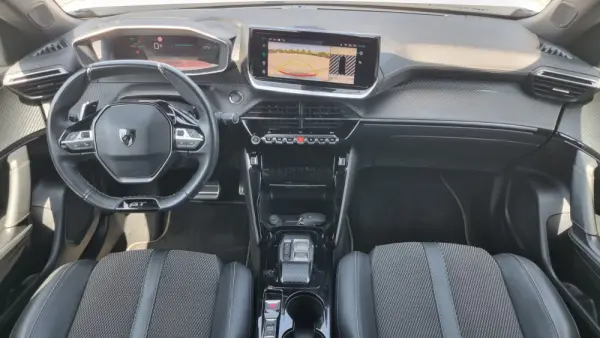 Peugeot 2008 1.2 PureTech GT EAT8 8