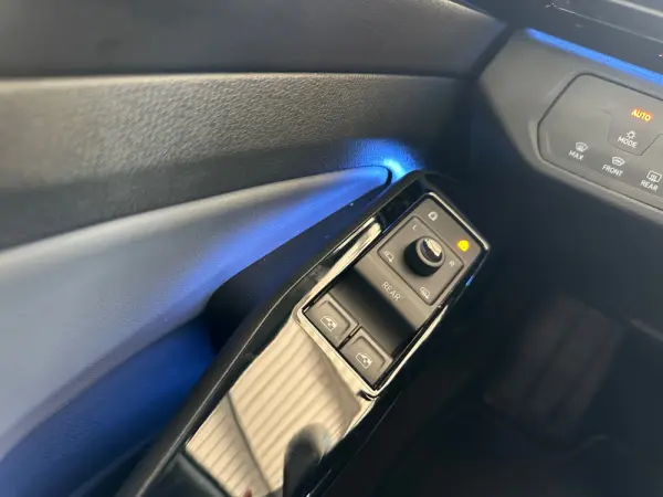 Volkswagen ID.4 77 kWh Pro Performance 27