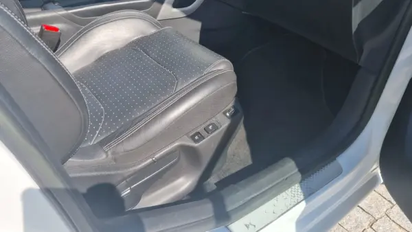 Citroen DS4 2.0 19