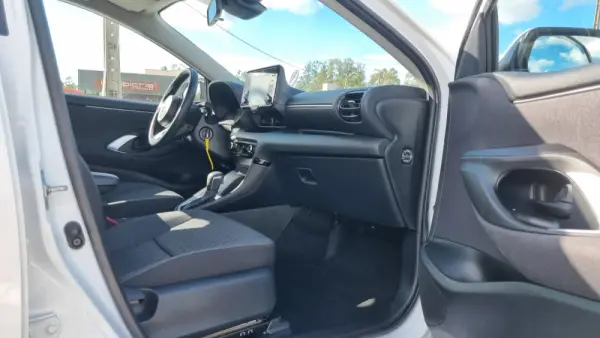 Toyota Yaris 1.5 HDF Comfort 18