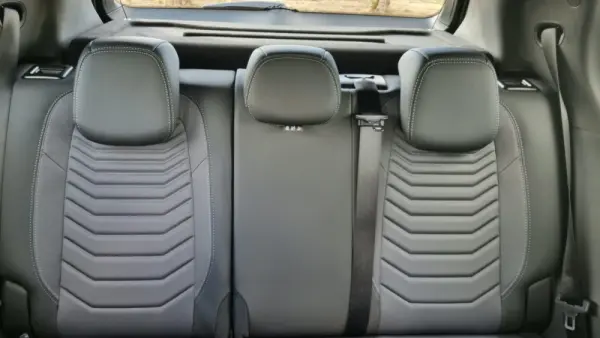 Jeep Avenger 1.2 e-Hybrid Summit DCT 15