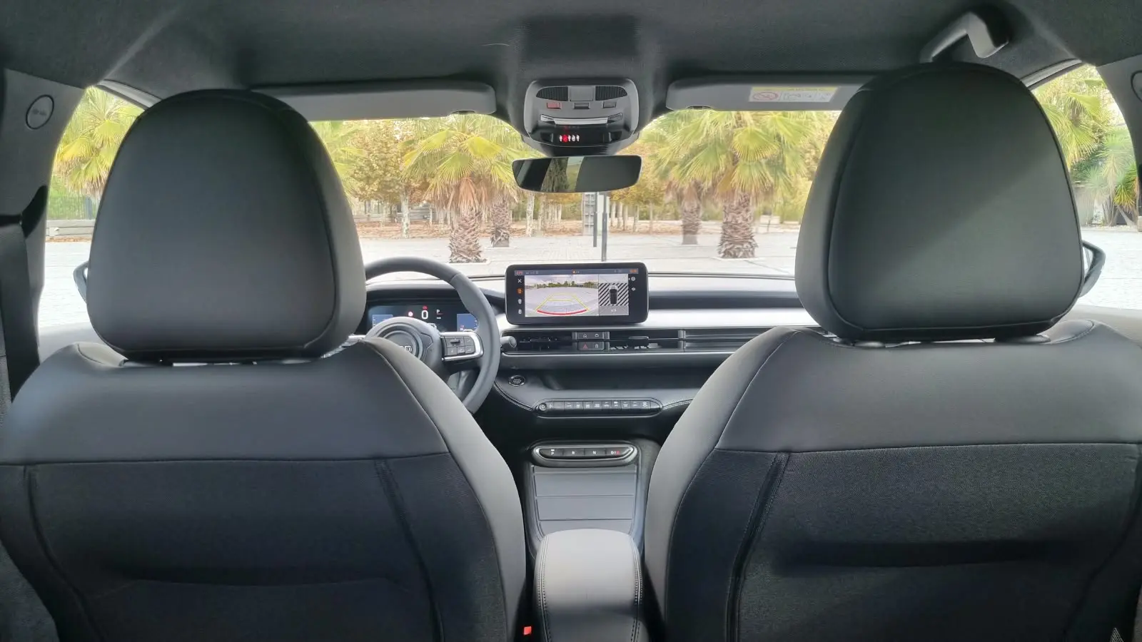 Jeep Avenger 1.2 e-Hybrid Summit DCT 16