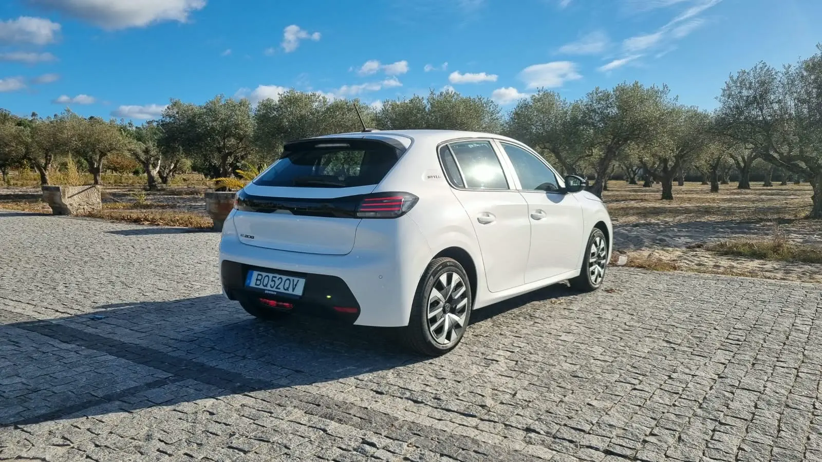 Peugeot e-208 50 kWh Style 5