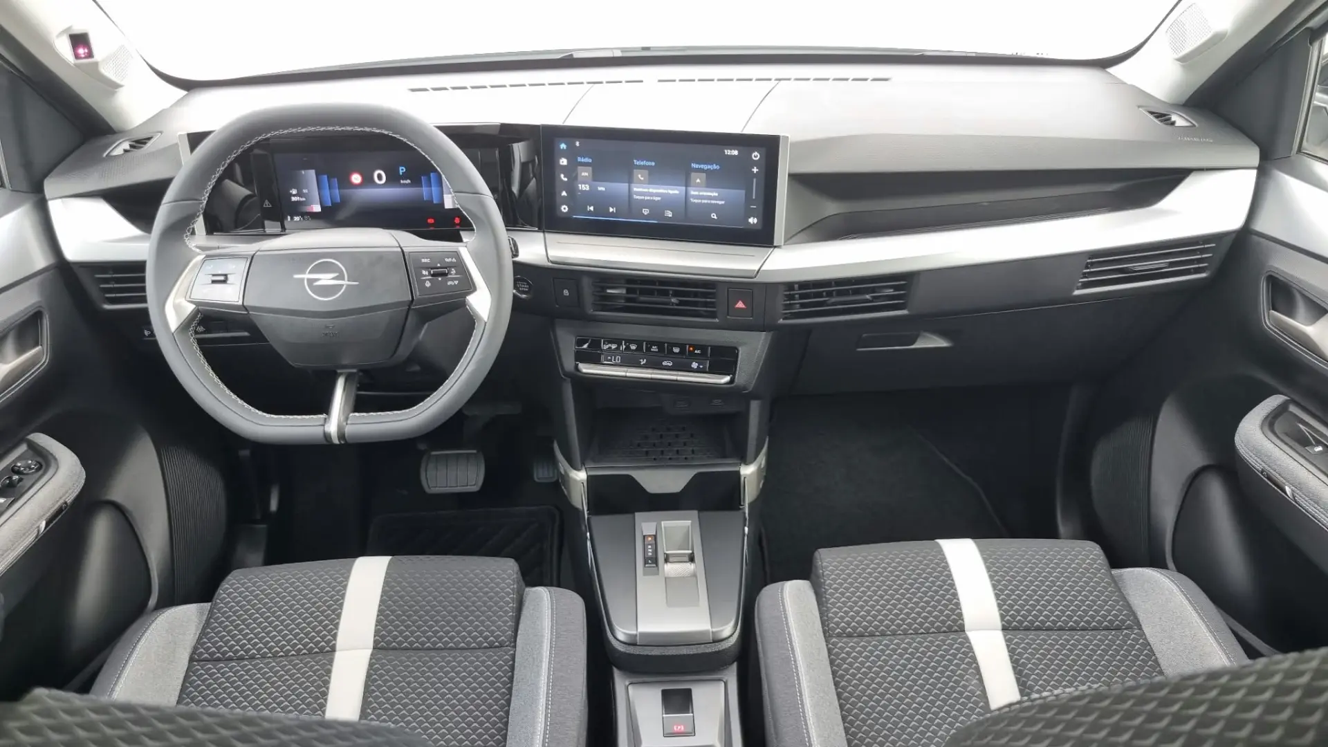 Opel Frontera 1.2 Hybrid GS eDCT 8