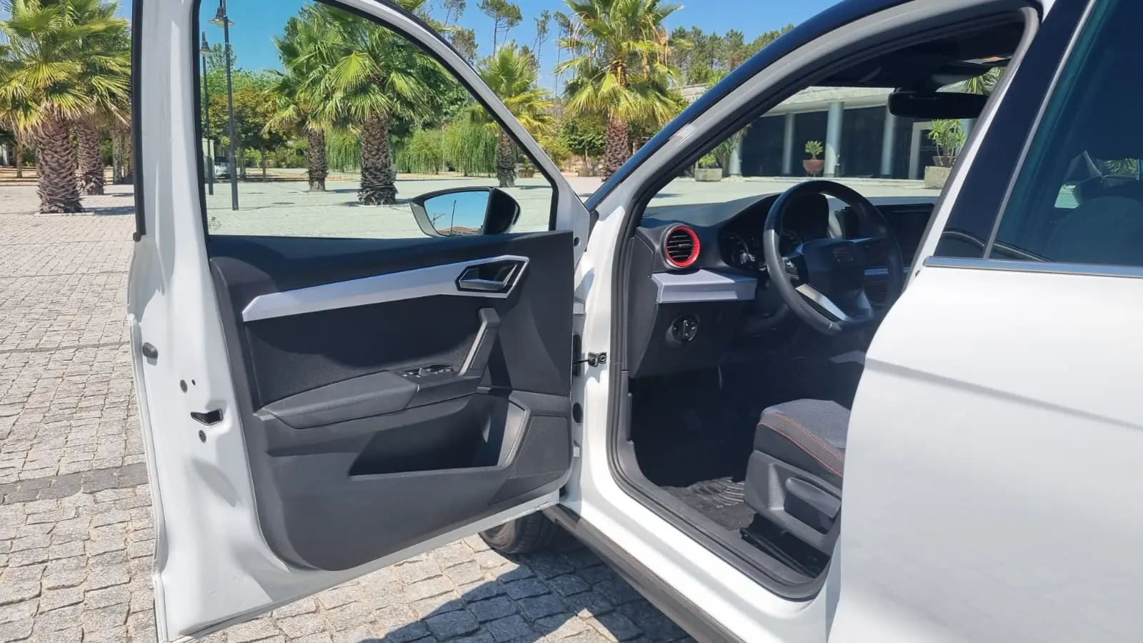 SEAT Arona 1.0 TSI FR 8