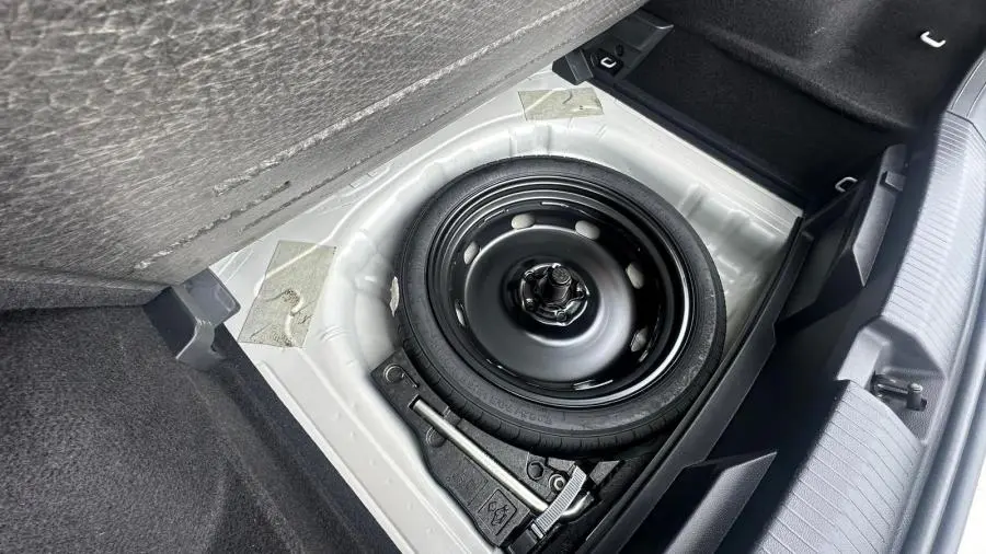 Volkswagen T-Roc 1.5 TSI Urban DSG 18