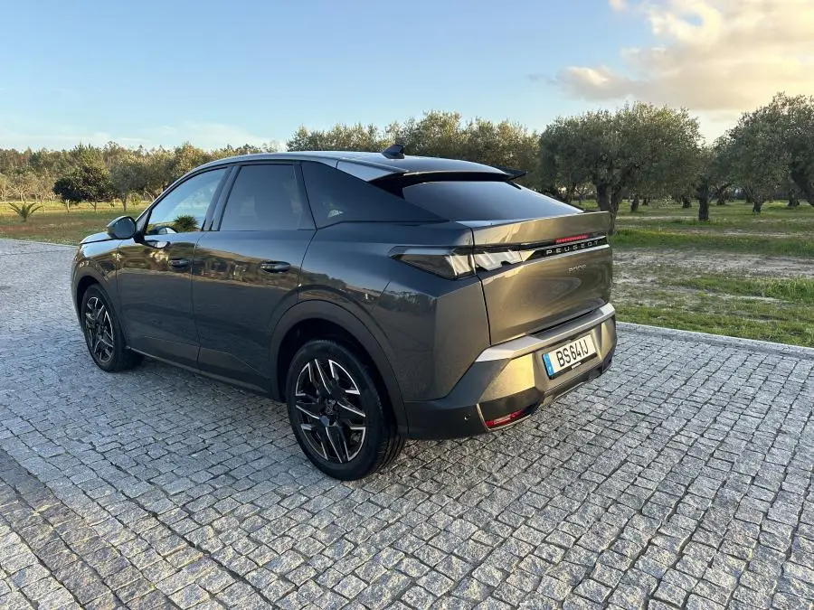 Peugeot 3008 1.2 Hybrid Allure Pack e-DCS6 5