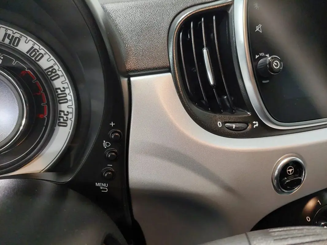 Fiat 500 1.0 Hybrid Sport 12