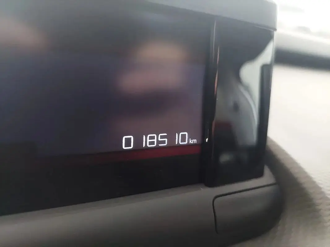 Citroën C4 Cactus 1.5 BlueHDi Shine Pack 6