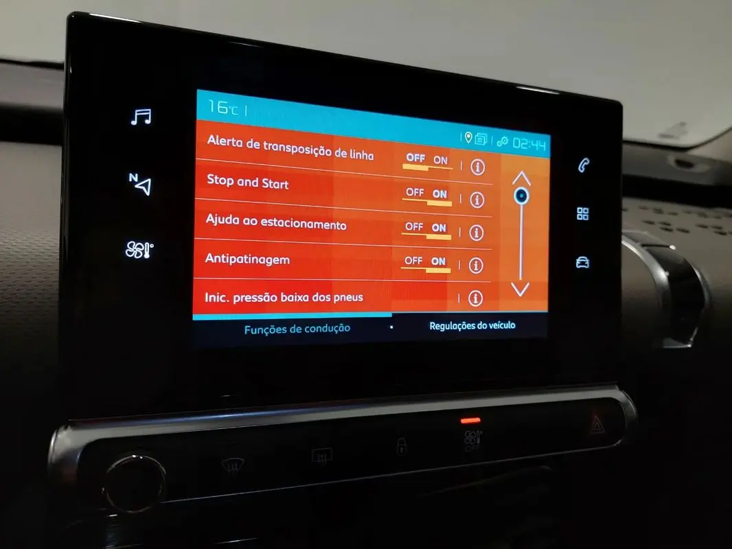 Citroën C4 Cactus 1.5 BlueHDi Shine Pack 14