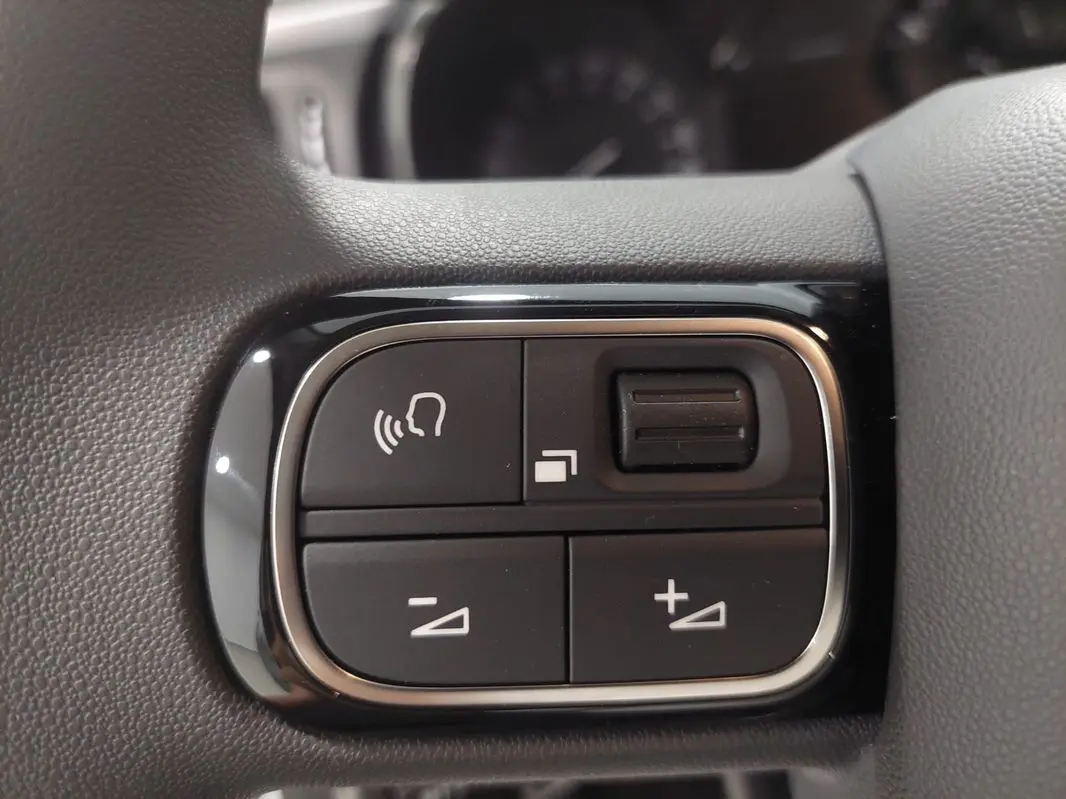 Citroën C3 1.2 PureTech C-Series 15