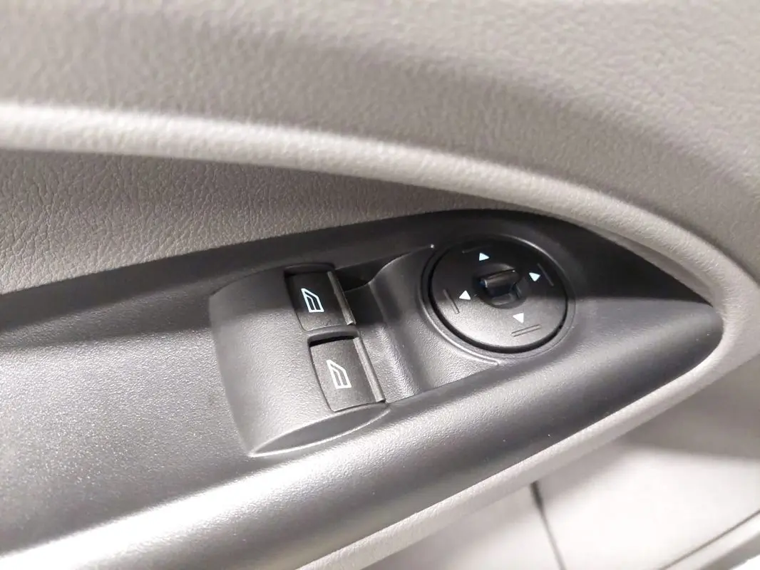 Ford Transit Connect 6