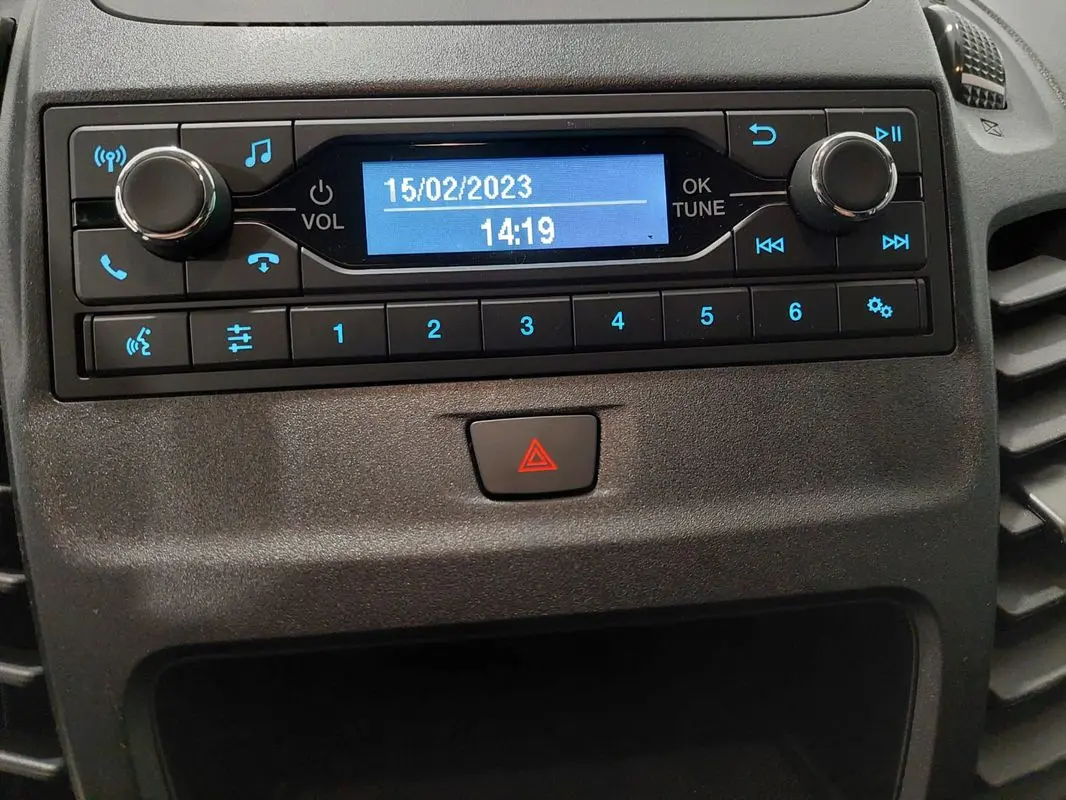 Ford Transit Connect 15