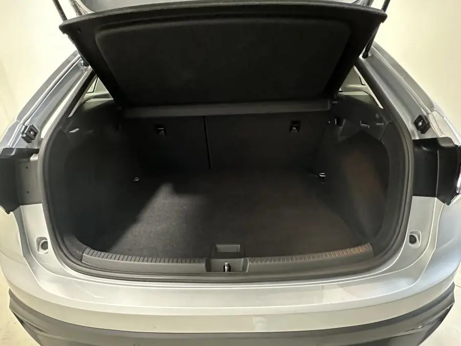 Volkswagen Taigo 1.0 TSI Urban DSG 11