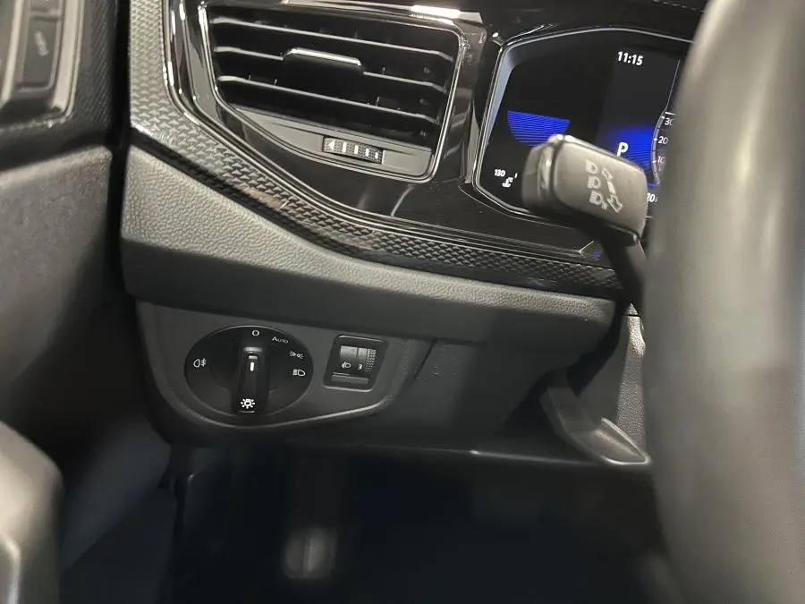 Volkswagen Taigo 1.0 TSI Urban DSG 17