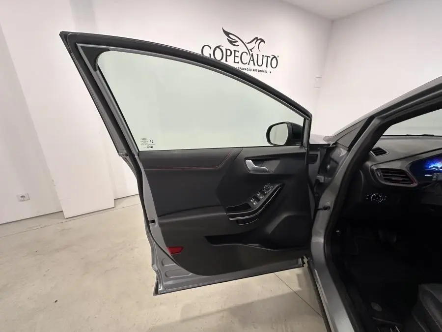 Ford Puma 1.0 EcoBoost MHEV ST-Line X Aut. 34