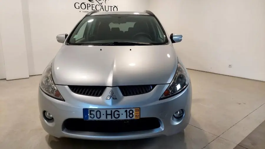 Mitsubishi Grandis 2.0 DI-D Insport 2