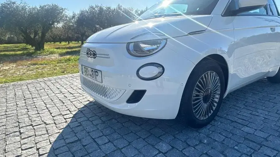 Fiat 500e 42 kWh Icon 8