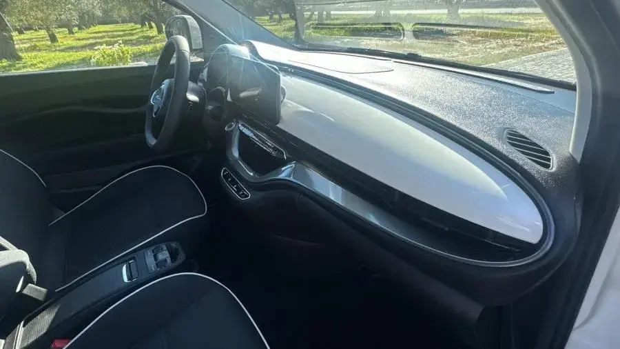 Fiat 500e 42 kWh Icon 12