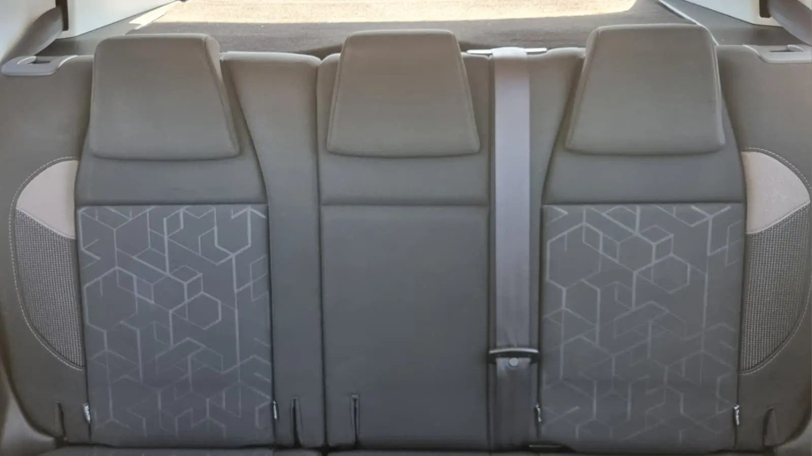 Peugeot 2008 1.2 PureTech Style 12